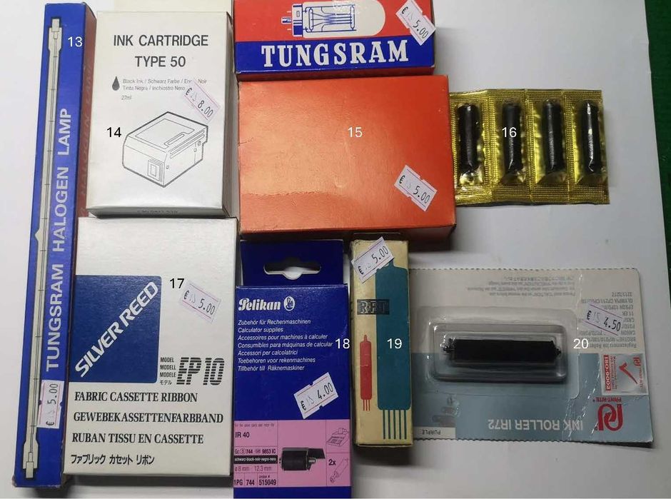 Consumiveis para maquinas de escrever antigas e lampadas. NOVOS!!!