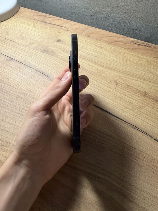 sprzedam Iphone 15 128gb