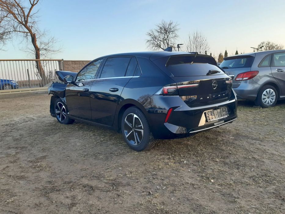 Opel Astra 2023 Serwisowany.