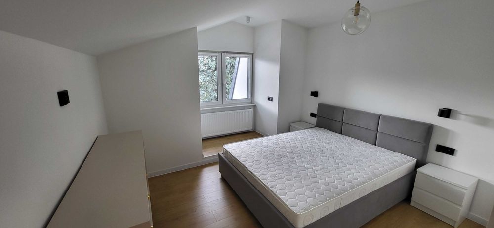 Wynajmę BEZCZYNSZOWE mieszkanie w centrum miasta (Rokitek)