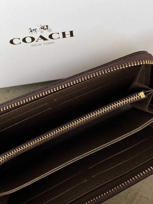 Кошелек женский Coach большой молочний коричневый Коуч