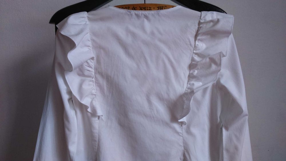 Блуза з воланами 100% бавовна  р.М від  Zara