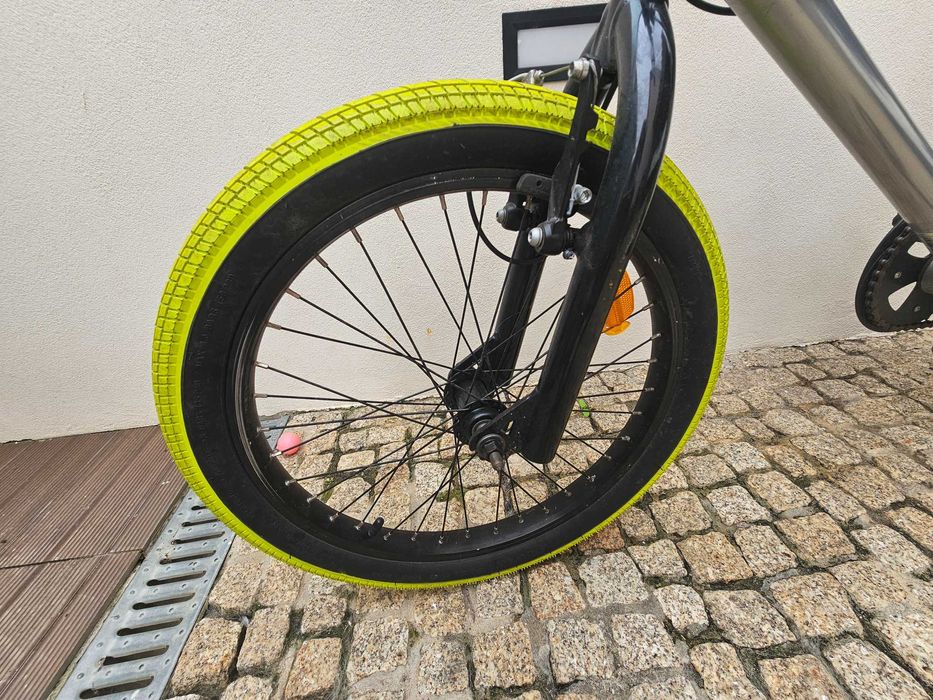 Bicicleta BMX criança 20" Wipe 9-14 anos cinza BTWin - inclui peseiras