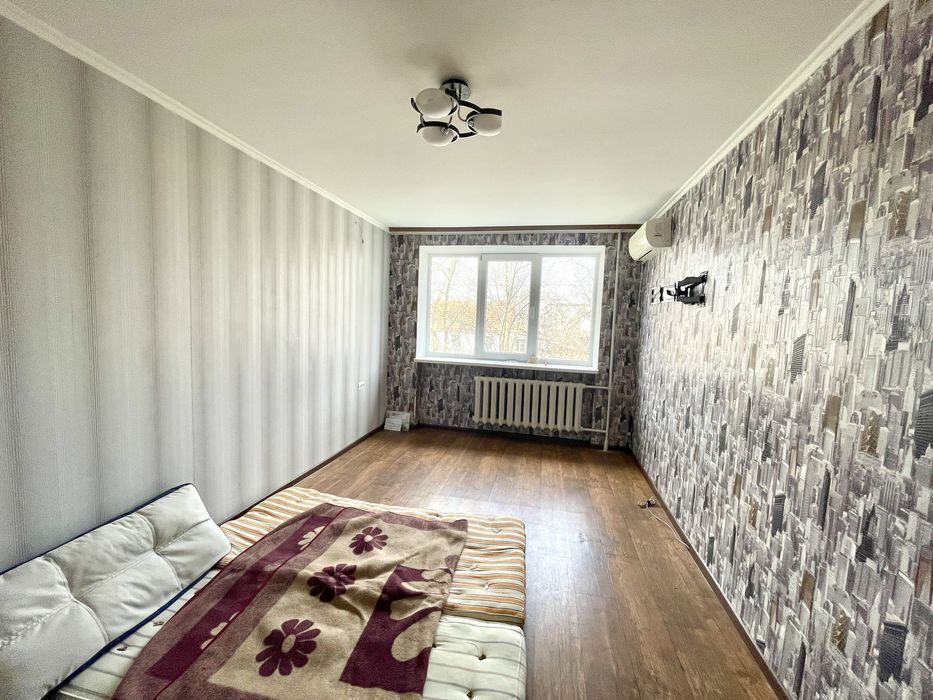 Продаж 2 кімнатноі квартири в Соляних