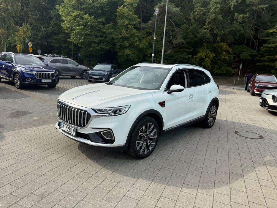 Hongqi HS5
