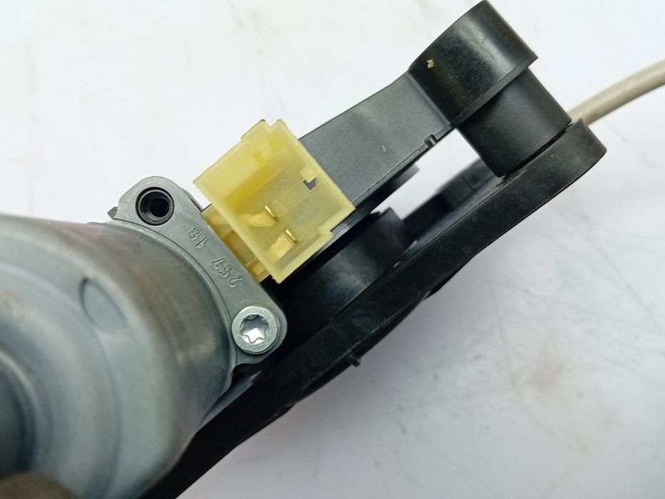 Motor vidro trás esquerdo VOLKSWAGEN Tiguan (AD1, AX1)