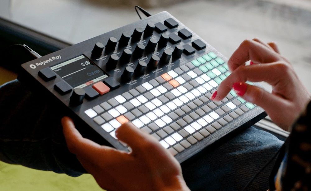 Polyend Play/ ACCESS VIrus / Roland MC 909/ TB-3