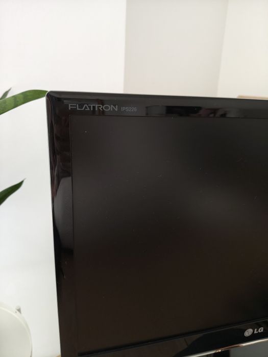 Monitor LG usado em excelentes condições