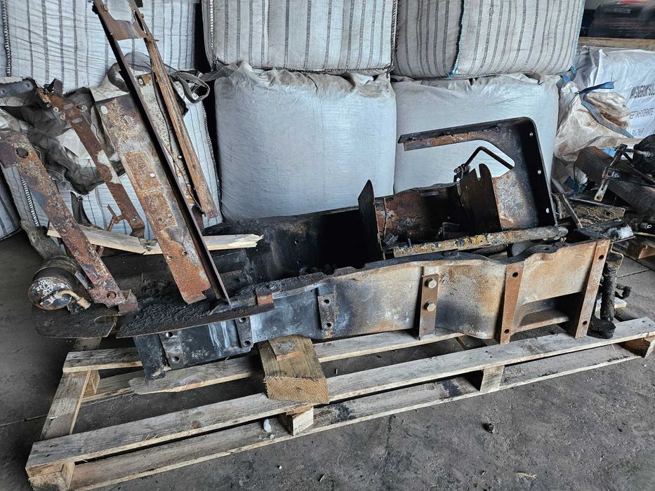 Przednia rama, rama Landini Mccormick 7.185 XTX