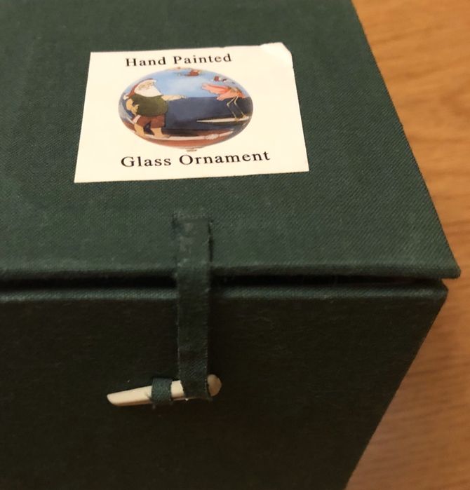 Bola de Natal pintada á mão