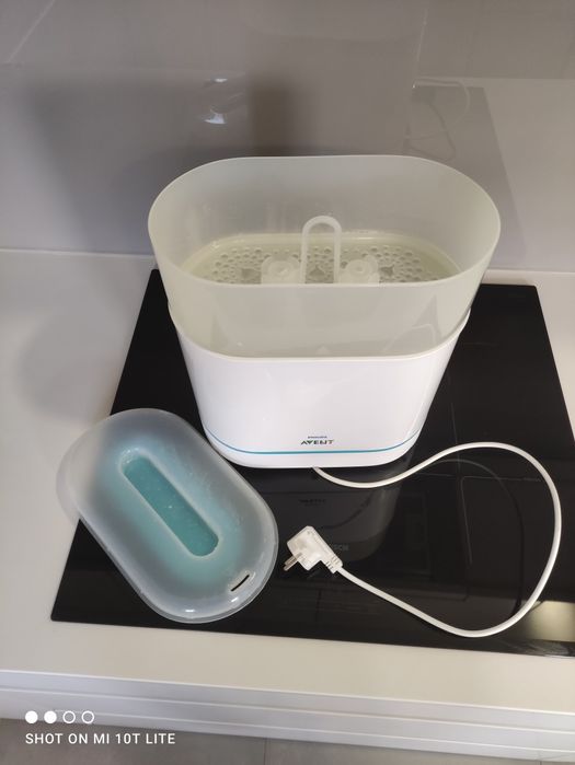 Esterilizador de biberões+ 6 biberões + escorredor, tudo da Philips Av