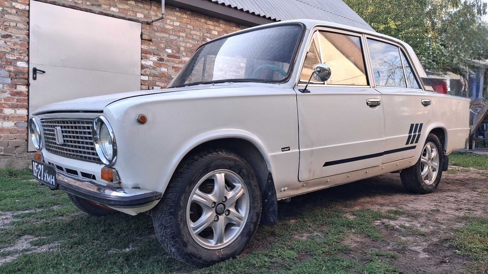 Автомобіль ВАЗ 2101