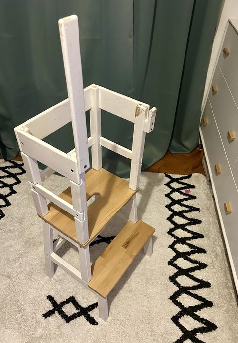 Banco observatório criança