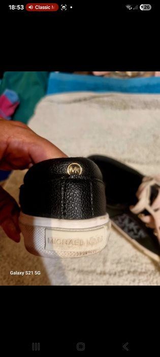 Michael Kors trampki czarne dla dziewczynki 32