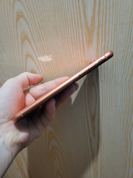 iPhone XR 64 ГБ Neverlock