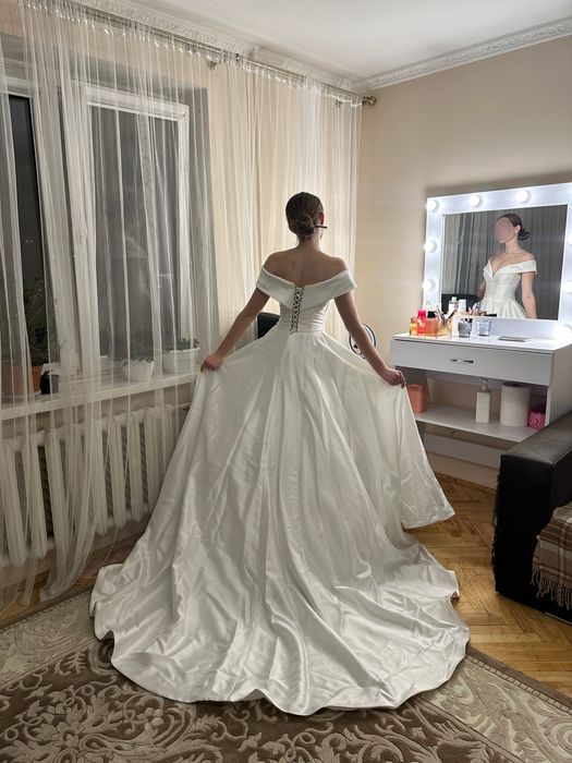 весільня сукня, шилась на замовлення, розмір xs,s,m