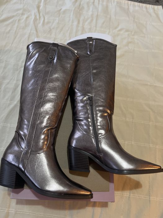 Linda bota para senhoras