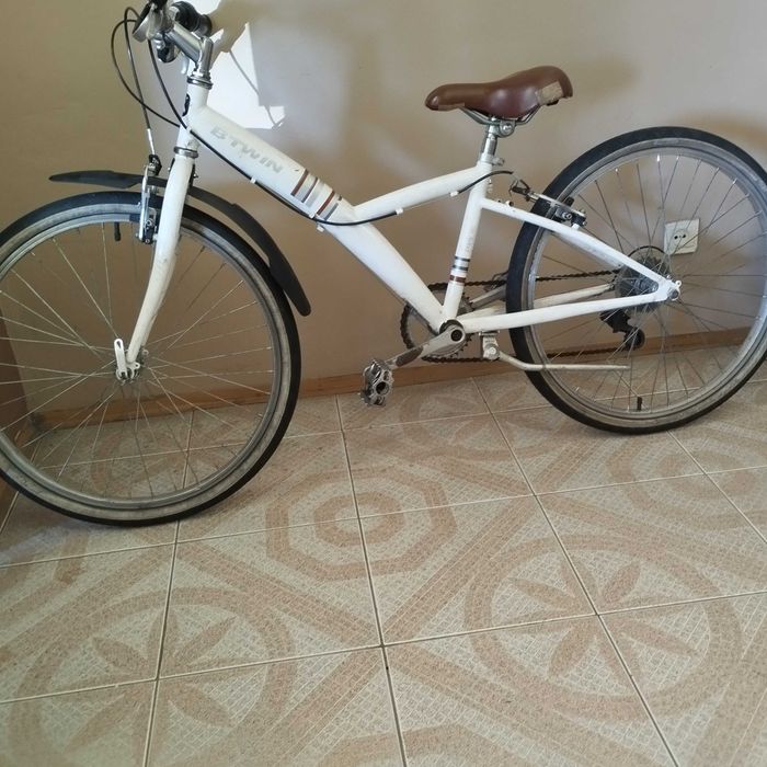 Rower dla nastolatki B-twin 24'' z przerzutkami