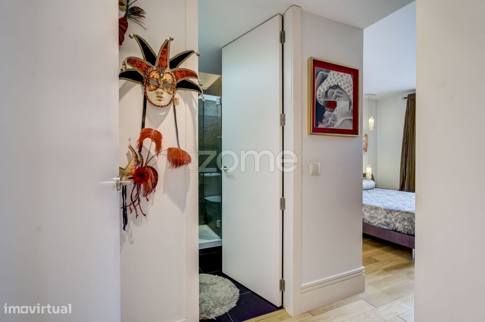 Apartamento T3 todo renovado c/garagem na Av. de Londres em Guimarães