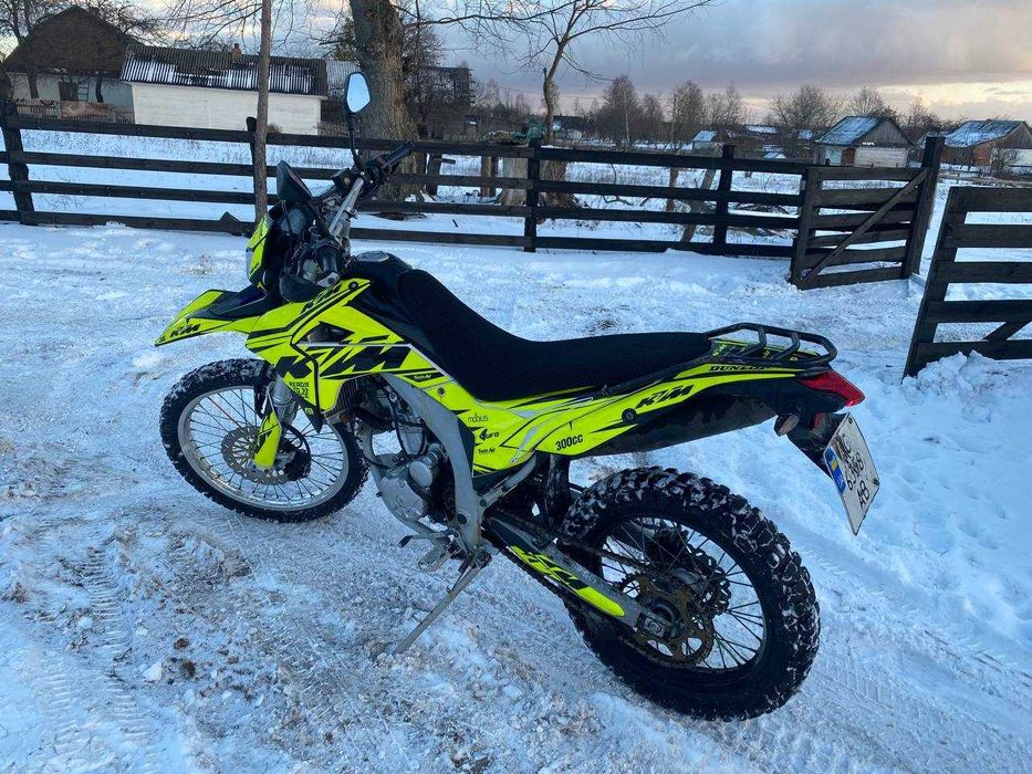 Продам мотоцикл лонкін 300