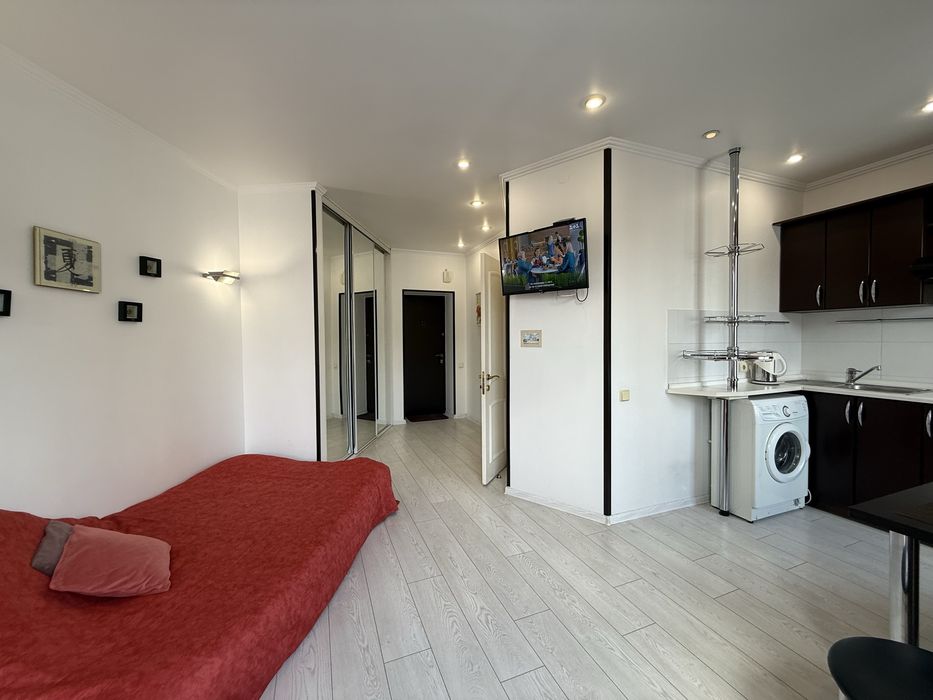 Подобово, Gulliver, Басейна 10, Хрещатик