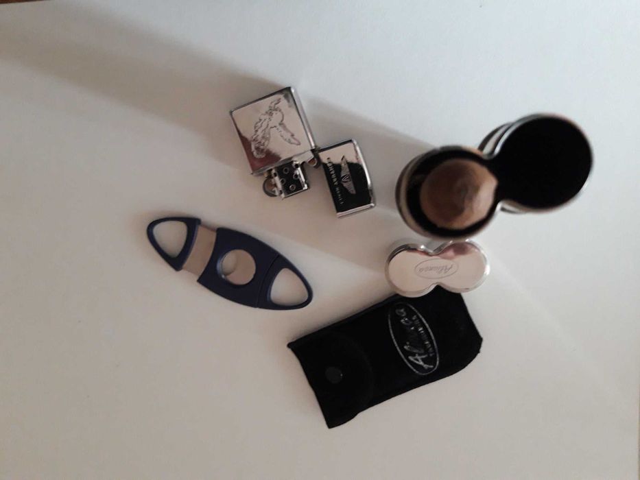 Conjunto/Kit Cigarros Charutos - Artigo NOVO.