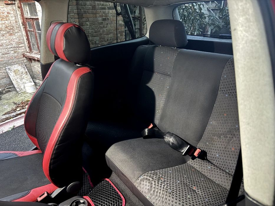 Продам VW Polo 2003