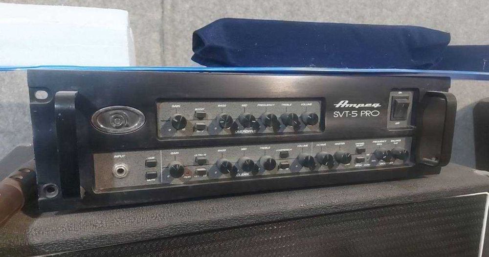 Ampeq SVT-5 Pro Лампова Голова для бас гітари