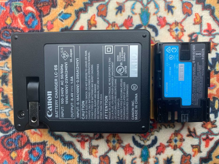 ОРИГіНАЛ Canon LP-E6 акум. + оригін. пристр.