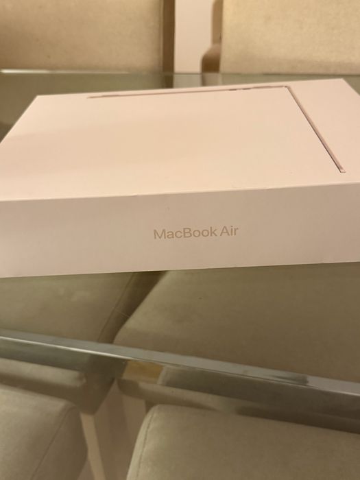 MacbookAir 13 M2 com factura de dezembro 2024