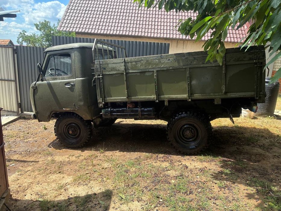 Продам або обміняю уаз на легковушку