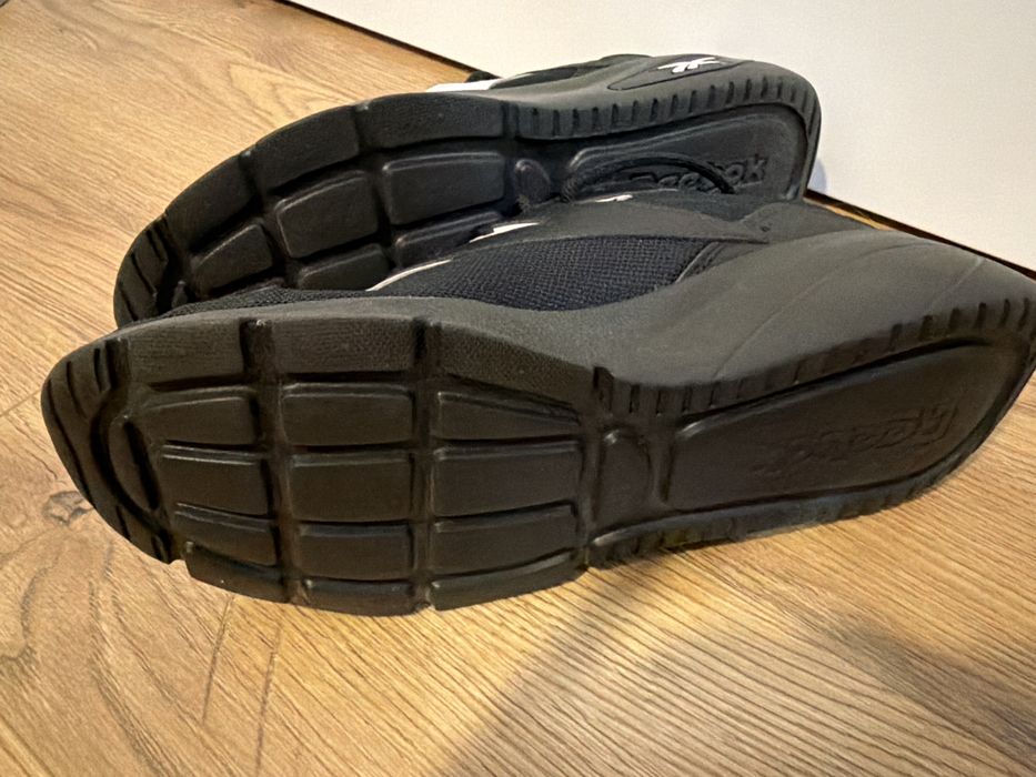 Nowe czarne sneakersy z rozowymi elementami Reebok CEO-RIDER V rozm.41