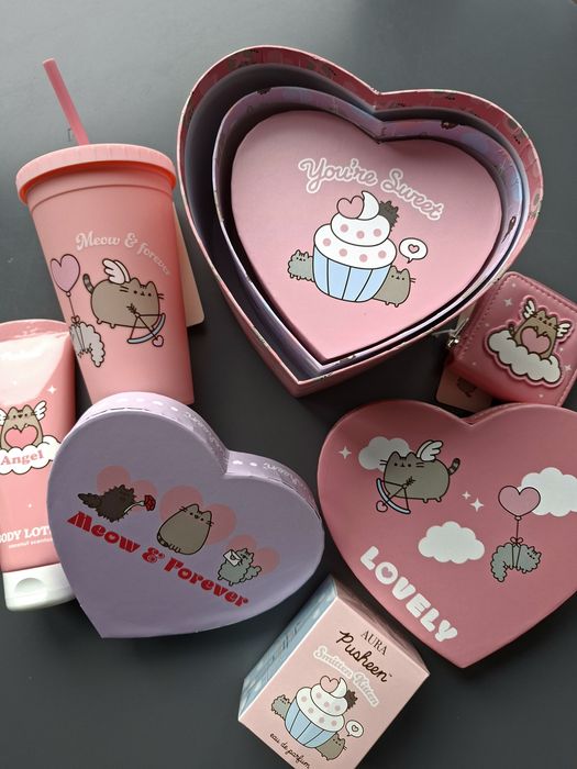 Pusheen 7 sztuk zestaw z seduszkiem perfumy pudełka na drobiazgi portfel kubek balsam do ciała