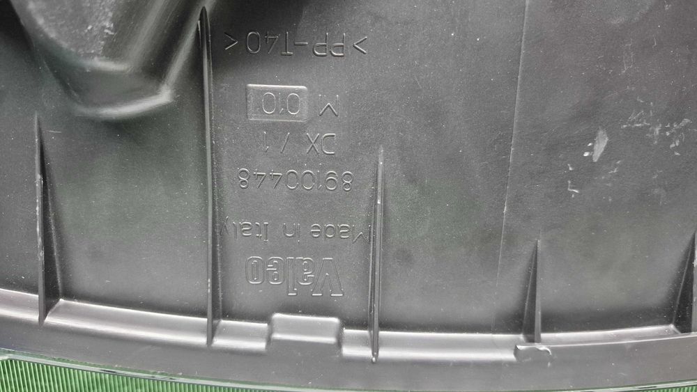 Otica Farol Direito Fiat Punto II 188 1999 a 2012 Ref. DX-677.18535 Original Fiat Valeo NOVO