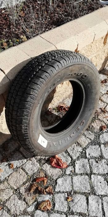 Vendo jantes c/ pneus de 15'' e guarda lamas Toyota Land Cruiser BJ40