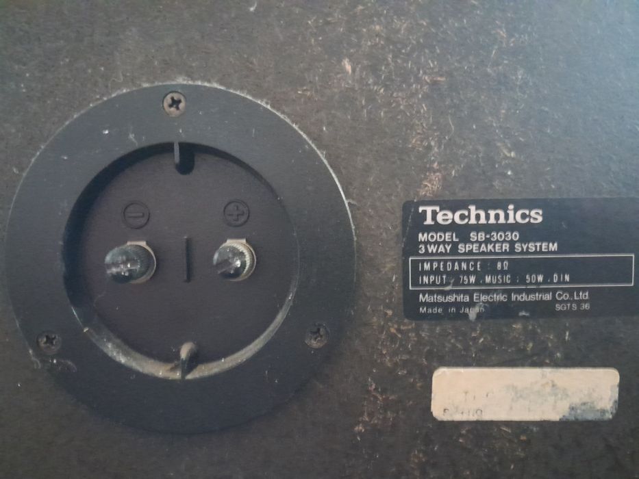 Colunas de som technics