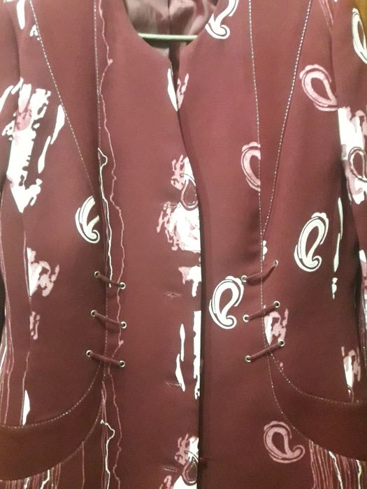 Женский костюм юбка пиджак