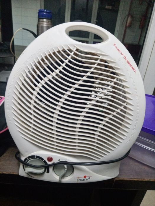 Тепловентилятор побутовий електричний