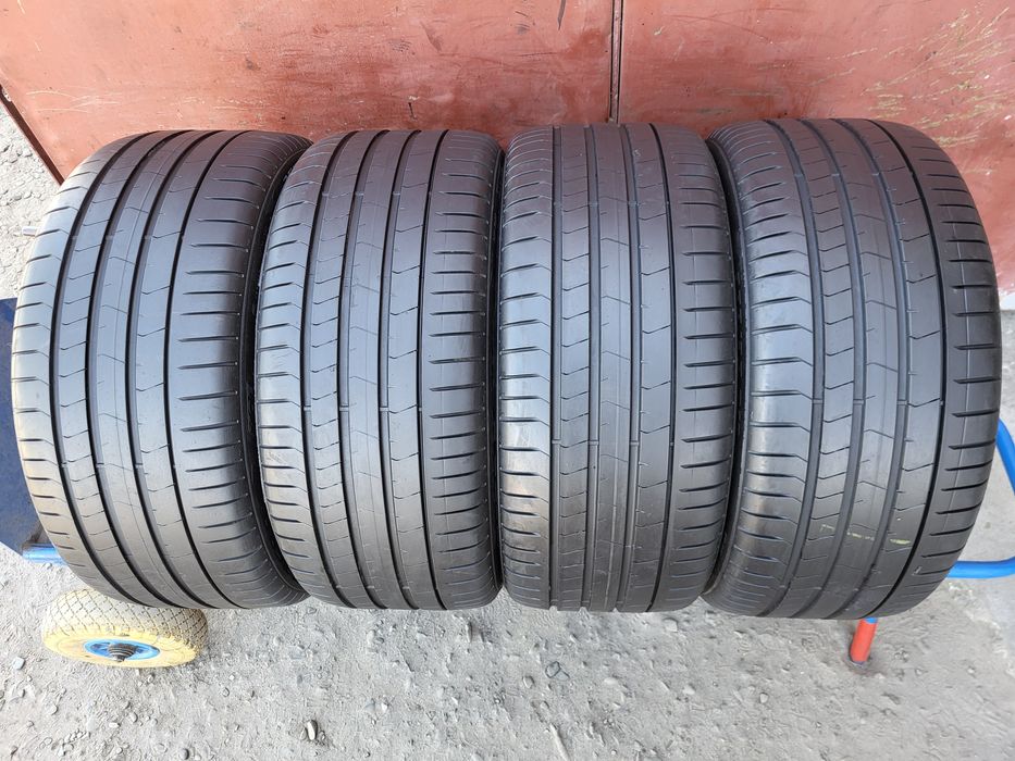 255/35/19 R19 Pirelli PZERO PZ4 RunFlat 4шт ціна за 1шт шини