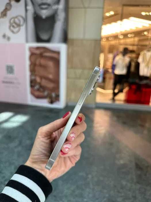 iPhone 15 Pro Max 256 GB White Titanium | Raty 0%