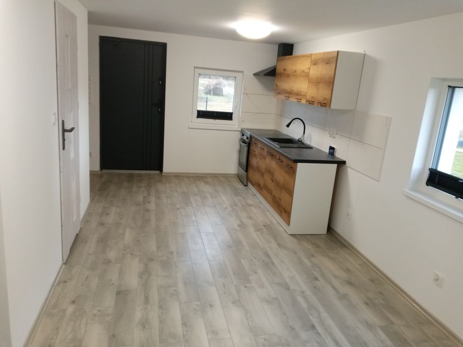 Wynajmę mieszkanie nowy dom jednorodzinny Skarszewy, ogrzane, podwórko