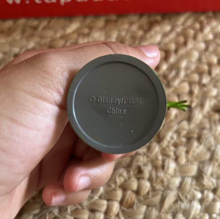 Boneco do filme Monstros e companhia