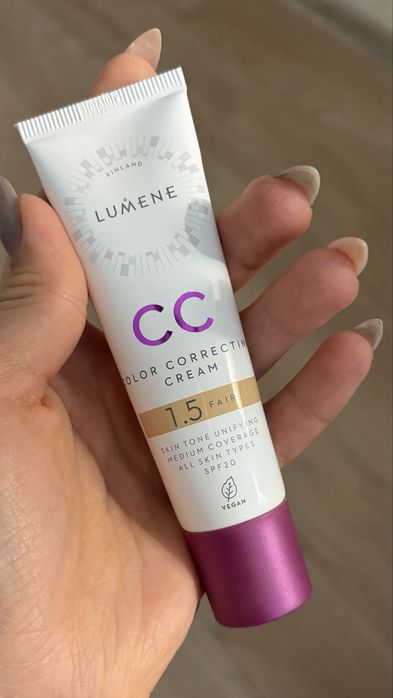 CC cream lumene