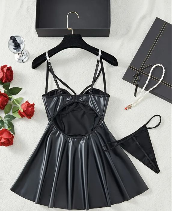 Еротична сукня XL чорного кольору