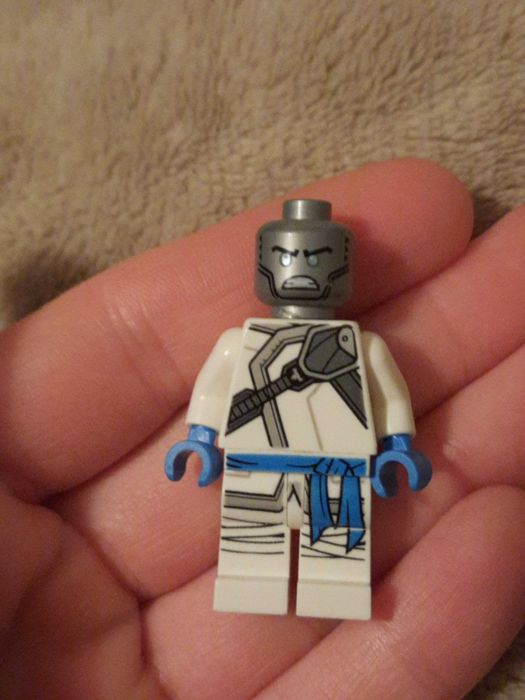 Figurka lego ninjago zane fs