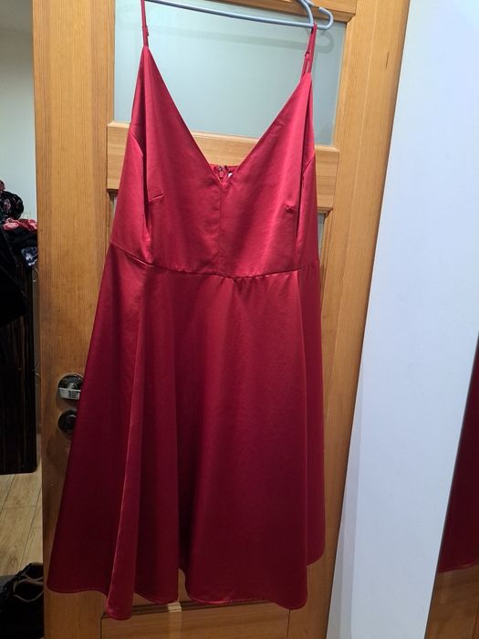 czerwona sukienka 54 56 H&M na ramiączkach nowa