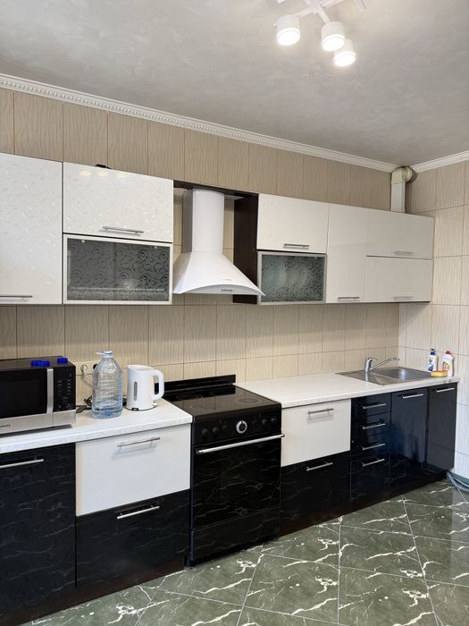 Продаж 2к квартири вул.Срібнокільська 1, ЖК Корона, 4 низький поверх. Позняки, Осокорки, Дарницький район