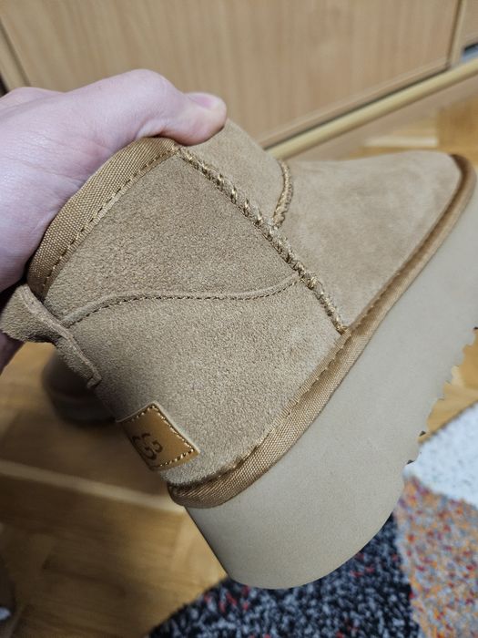 Buty zimowe na grubej podeszwie, z futrem w stylu ugg