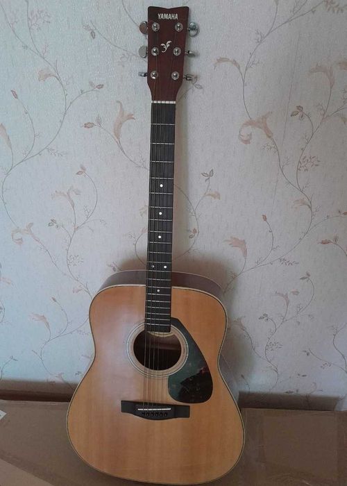Гитара Yamaha f370