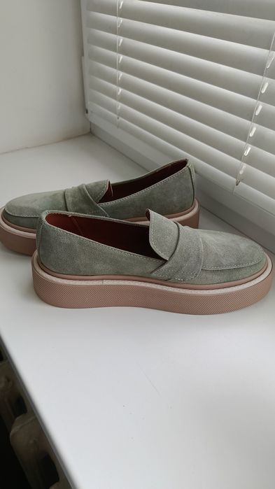 Продам лофери 37р